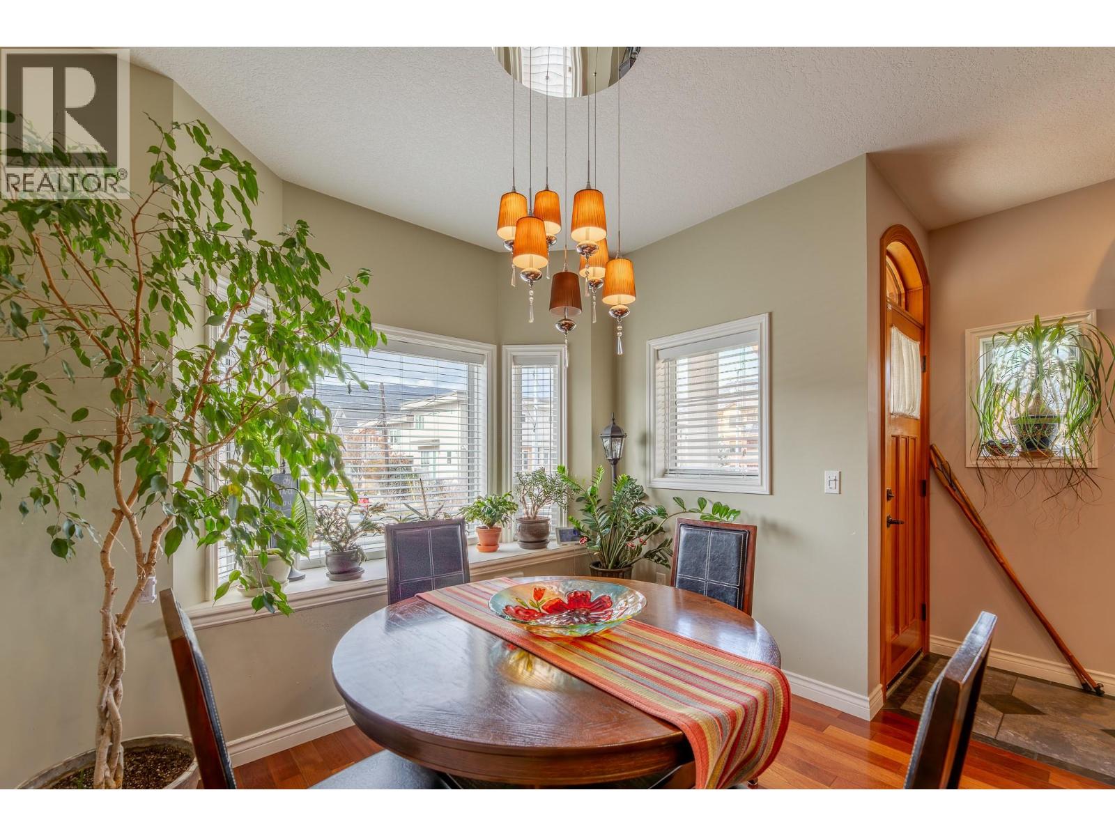 114 Lakeview Street, Penticton, British Columbia  V2A 5R8 - Photo 8 - 10380380