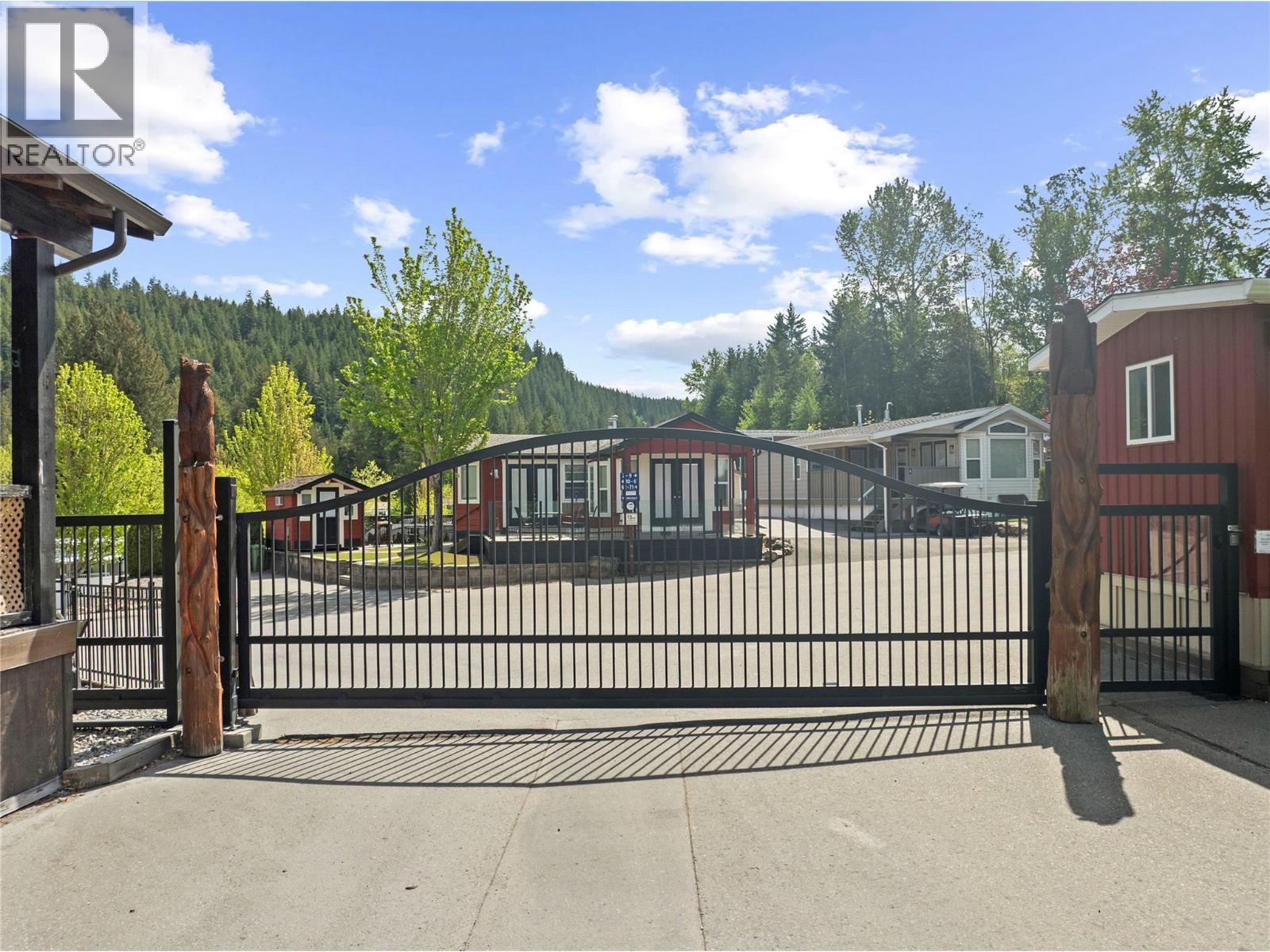 2698 Blind Bay Road Unit# G5, Blind Bay, British Columbia  V0E 1H1 - Photo 36 - 10371250