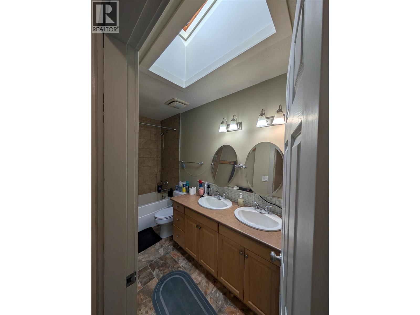 4010 Pleasant Valley Road Unit# C, Vernon, British Columbia  V1T 4M2 - Photo 8 - 10379868