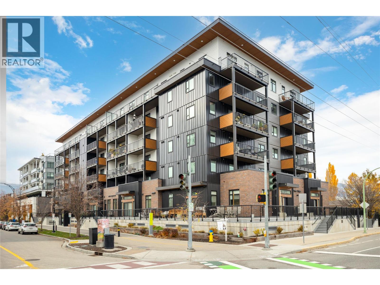 660 Cawston Avenue Unit# 105, kelowna, British Columbia