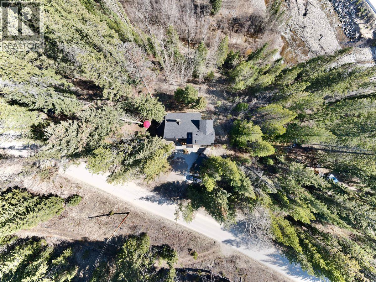 11251 Three Forks Road, Kelowna, British Columbia  V1P 1J8 - Photo 4 - 10380309