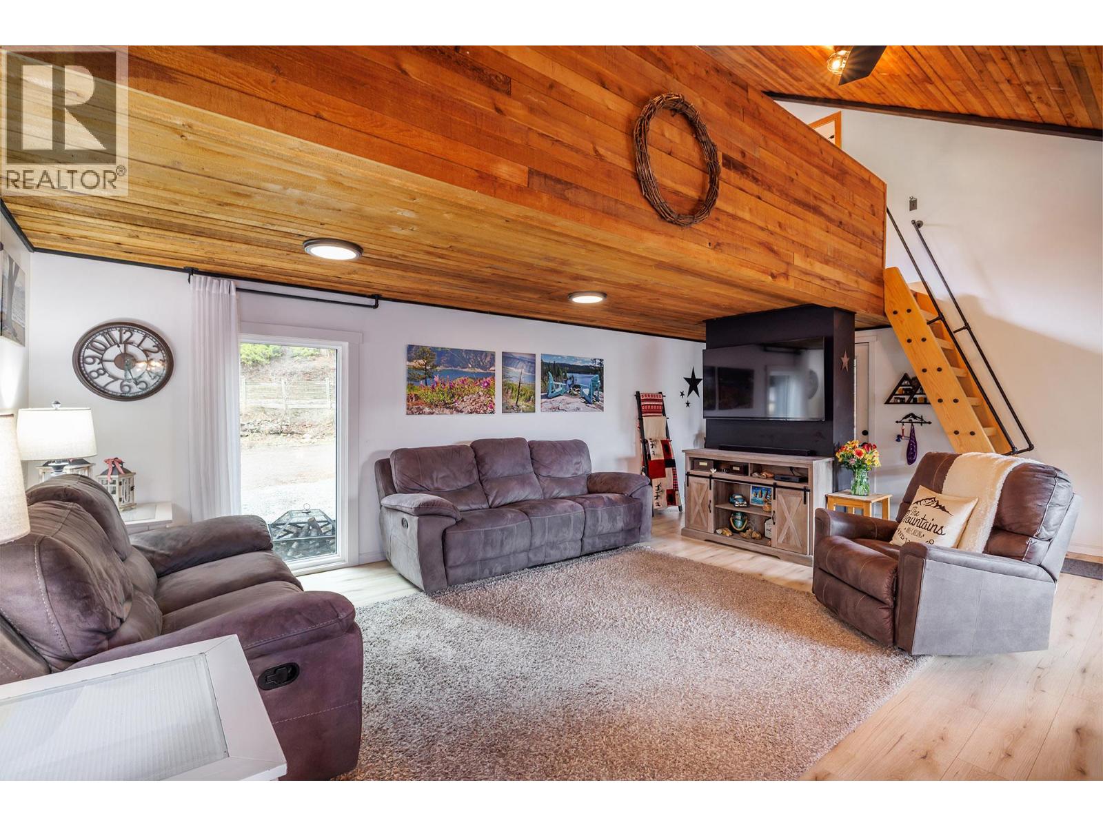 11251 Three Forks Road, Kelowna, British Columbia  V1P 1J8 - Photo 9 - 10380309