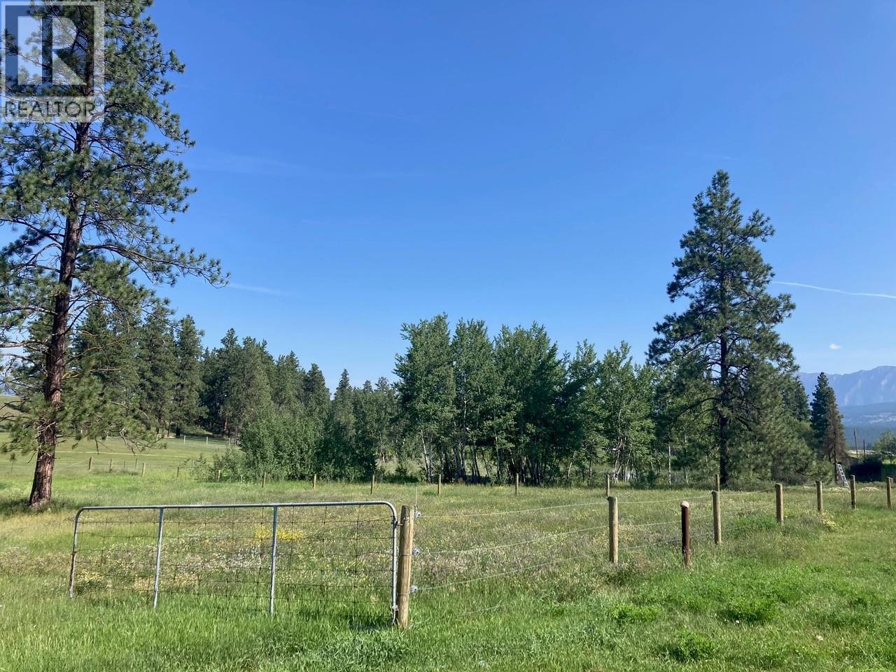 5469 Riverview Frontage Road, Ta Ta Creek, British Columbia  V0B 2H0 - Photo 30 - 10380324