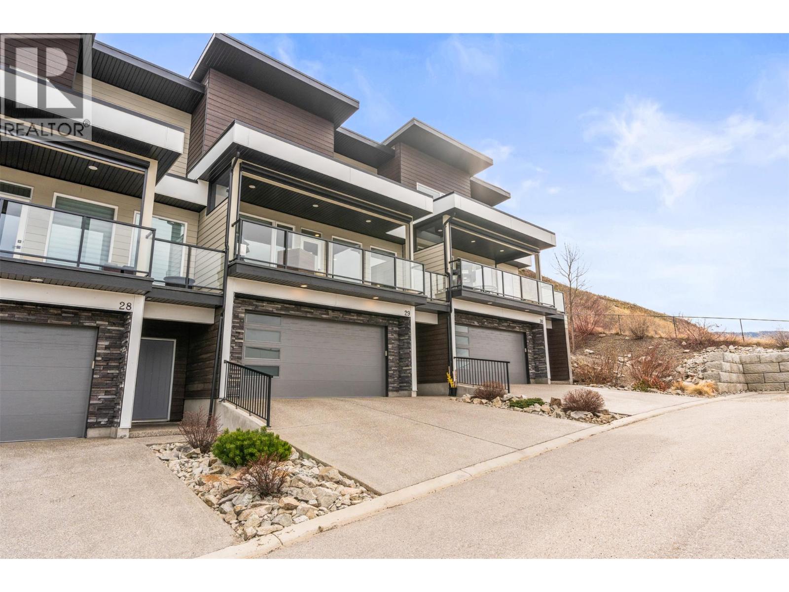1000 Mt Robson Place Unit# 29, Vernon, British Columbia  V1B 4G2 - Photo 39 - 10380281