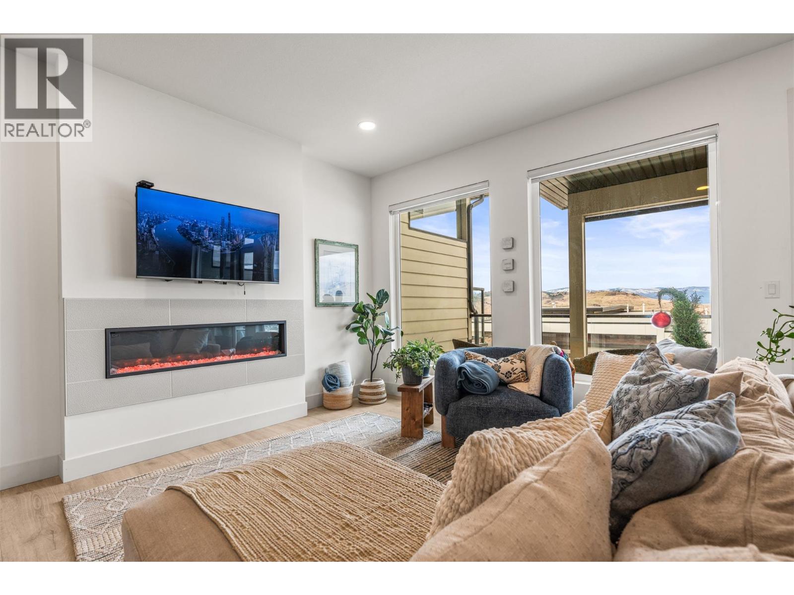 1000 Mt Robson Place Unit# 29, Vernon, British Columbia  V1B 4G2 - Photo 7 - 10380281