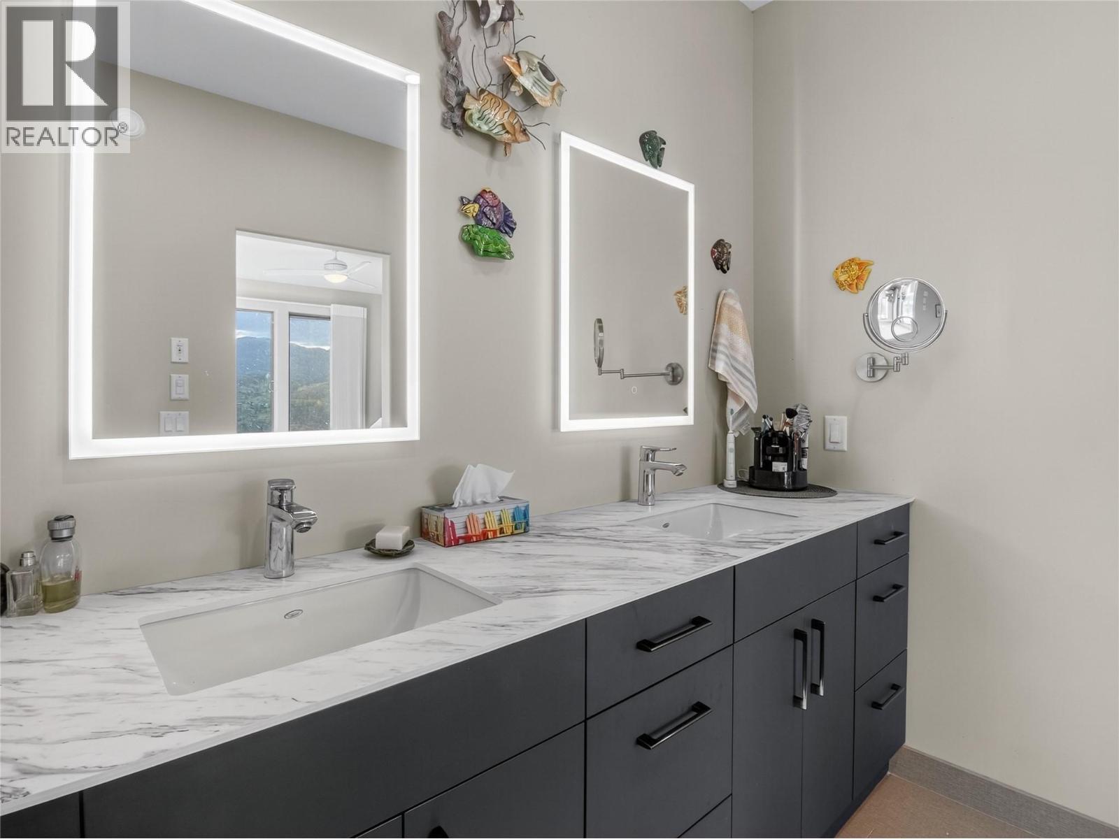 133 Christie Mtn Lane, Okanagan Falls, British Columbia  V0H 1R3 - Photo 32 - 10380393