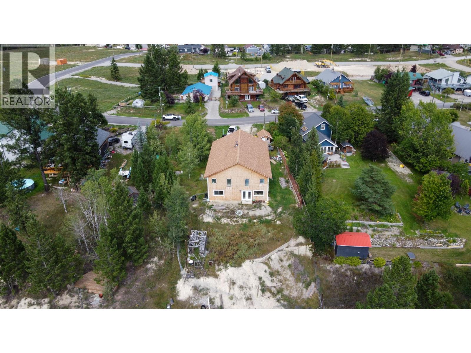 4772 Crescentwood Drive, Edgewater, British Columbia  V0A 1E0 - Photo 5 - 10380228