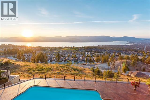 714 Kuipers Crescent, Kelowna, British Columbia  V1W 5B2 - Photo 4 - 10380436