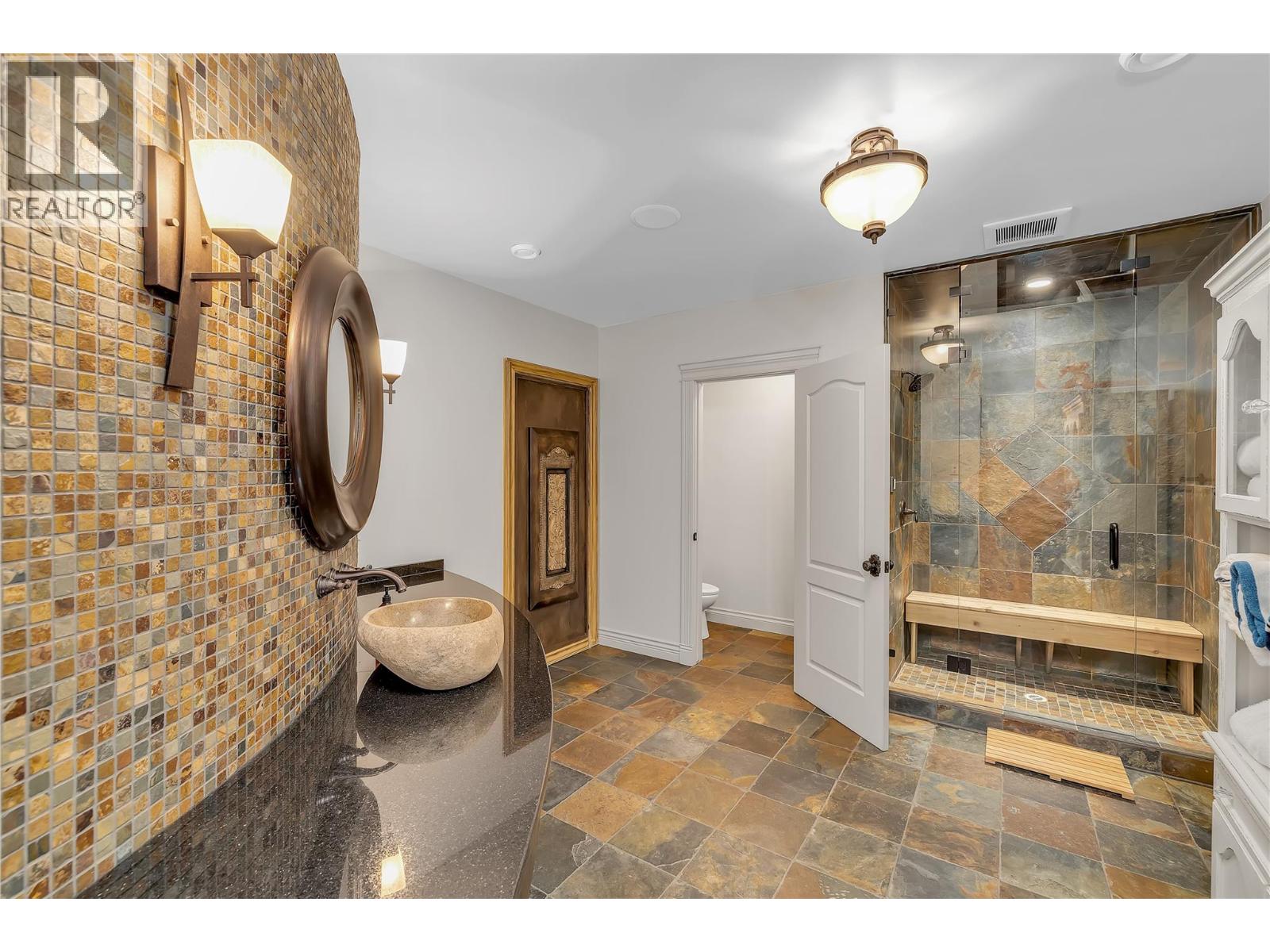 714 Kuipers Crescent, Kelowna, British Columbia  V1W 5B2 - Photo 44 - 10380436