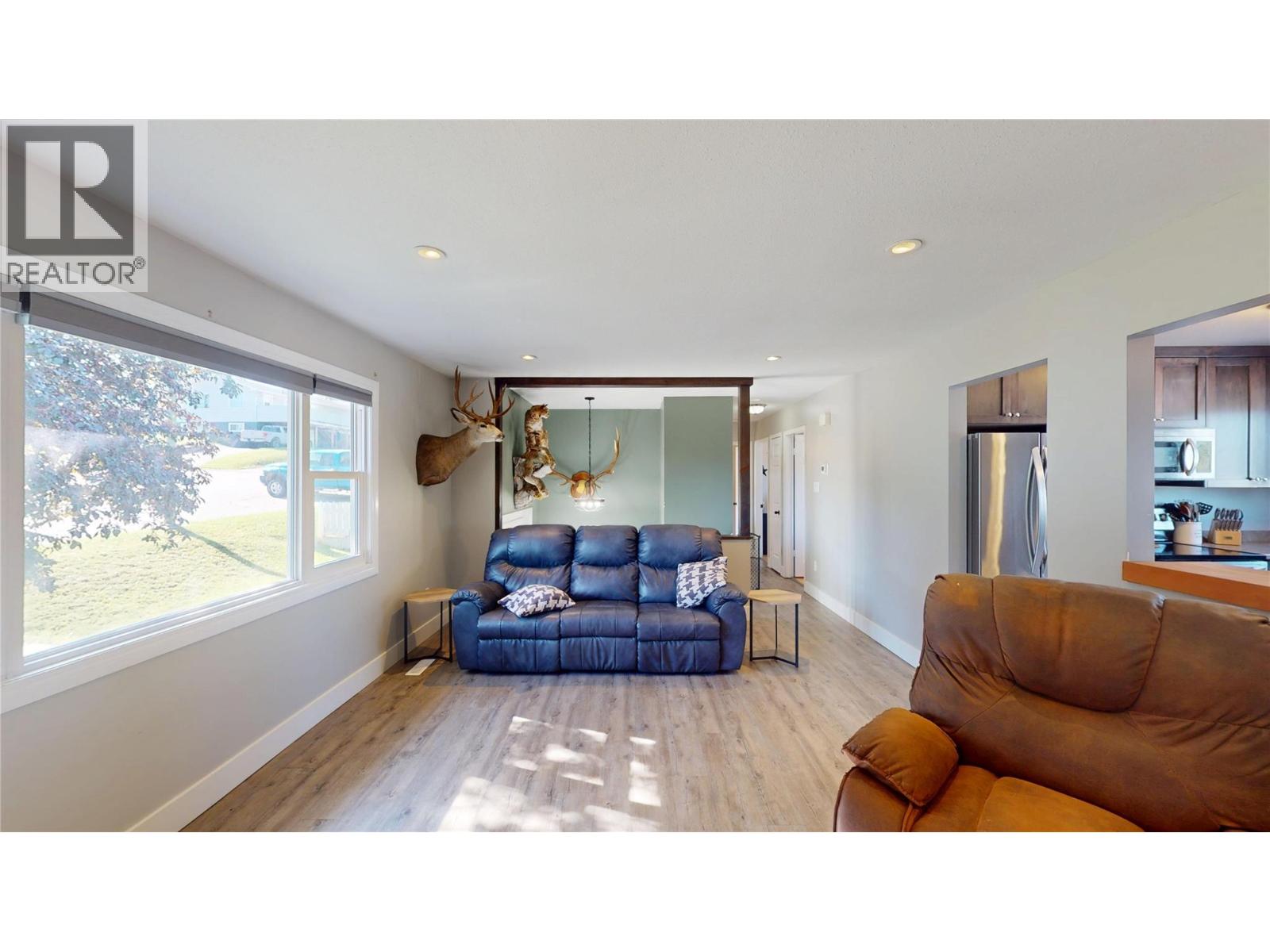 1025 18th Avenue S, Cranbrook, British Columbia  V1C 3C7 - Photo 11 - 10380398
