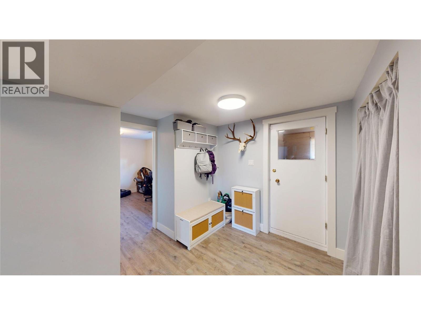 1025 18th Avenue S, Cranbrook, British Columbia  V1C 3C7 - Photo 33 - 10380398