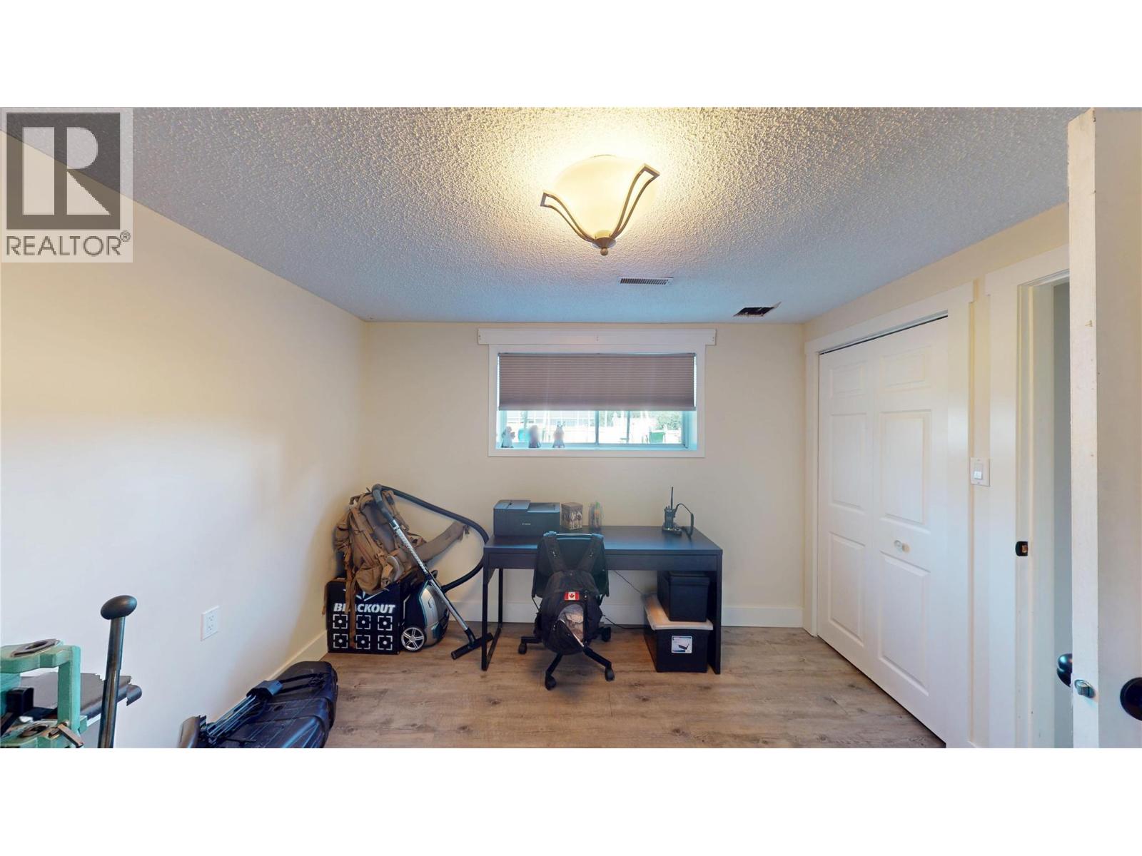 1025 18th Avenue S, Cranbrook, British Columbia  V1C 3C7 - Photo 38 - 10380398