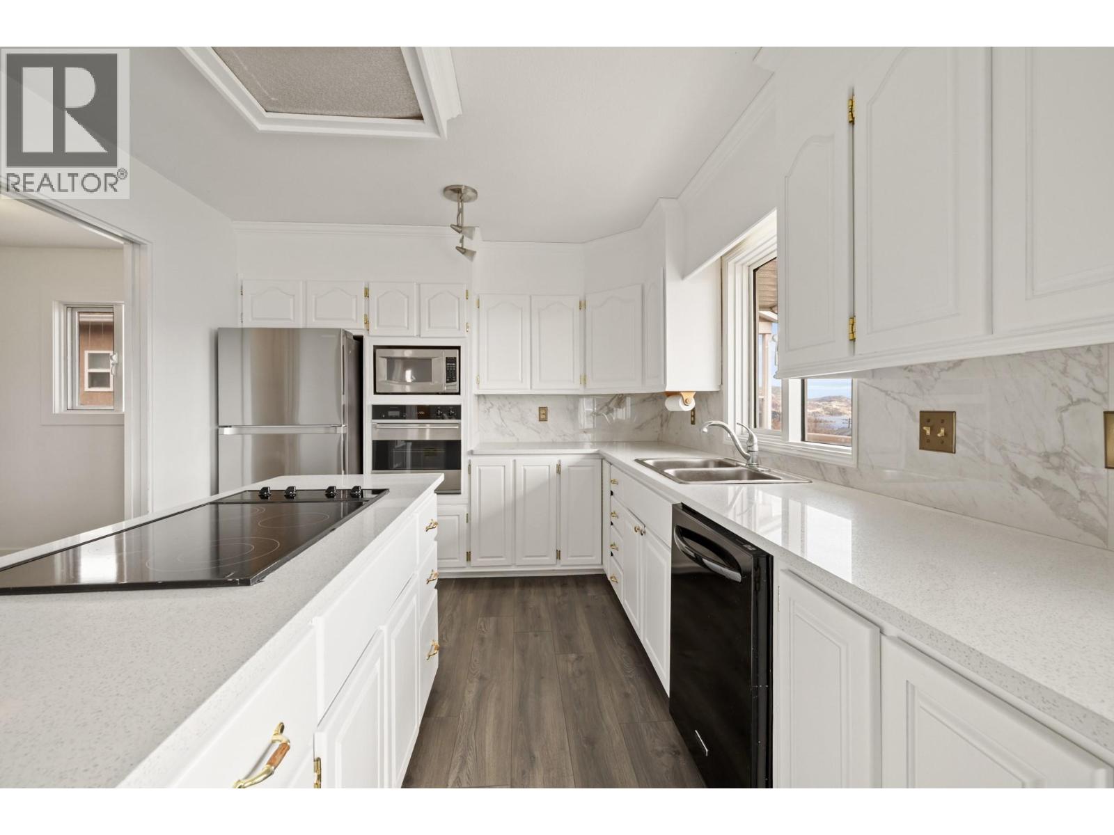 6085 Beatrice Road, Peachland, British Columbia  V0H 1X4 - Photo 12 - 10380389