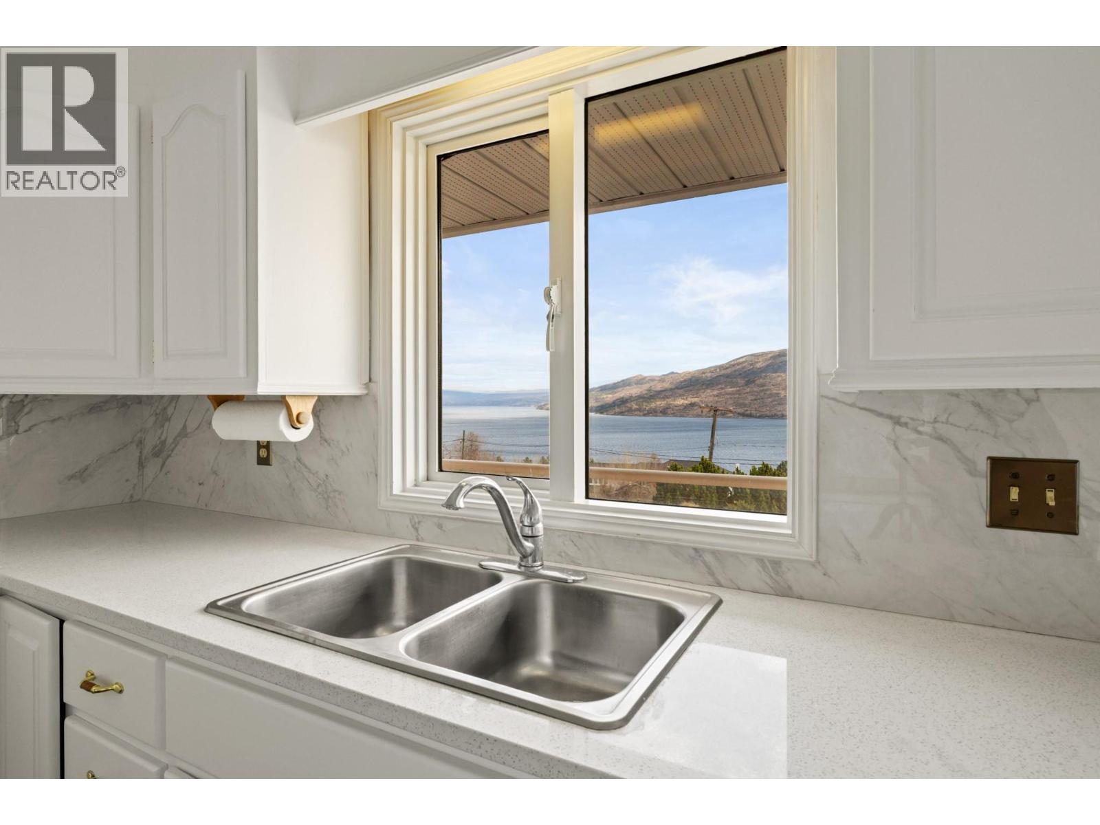 6085 Beatrice Road, Peachland, British Columbia  V0H 1X4 - Photo 13 - 10380389