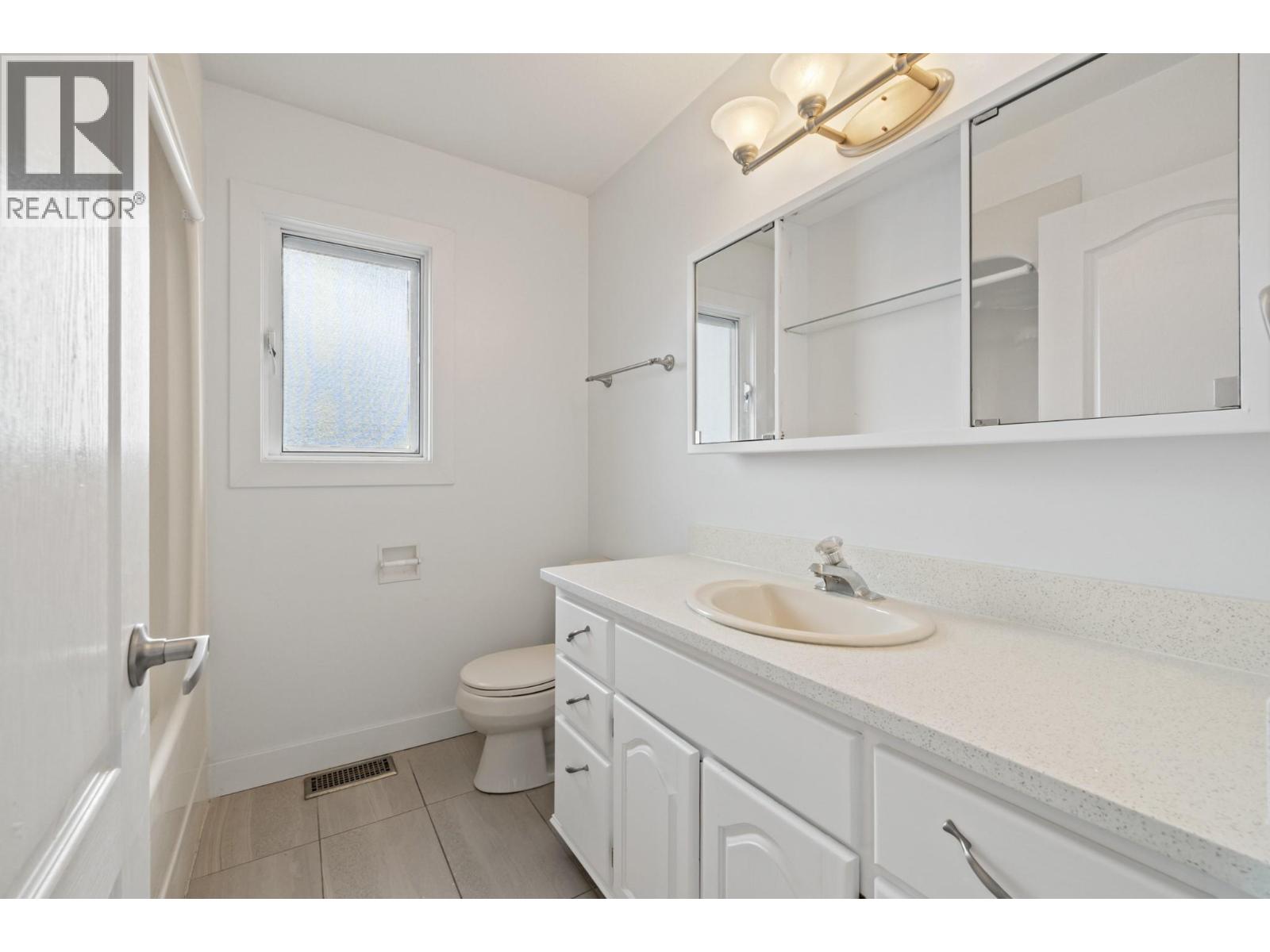 6085 Beatrice Road, Peachland, British Columbia  V0H 1X4 - Photo 21 - 10380389