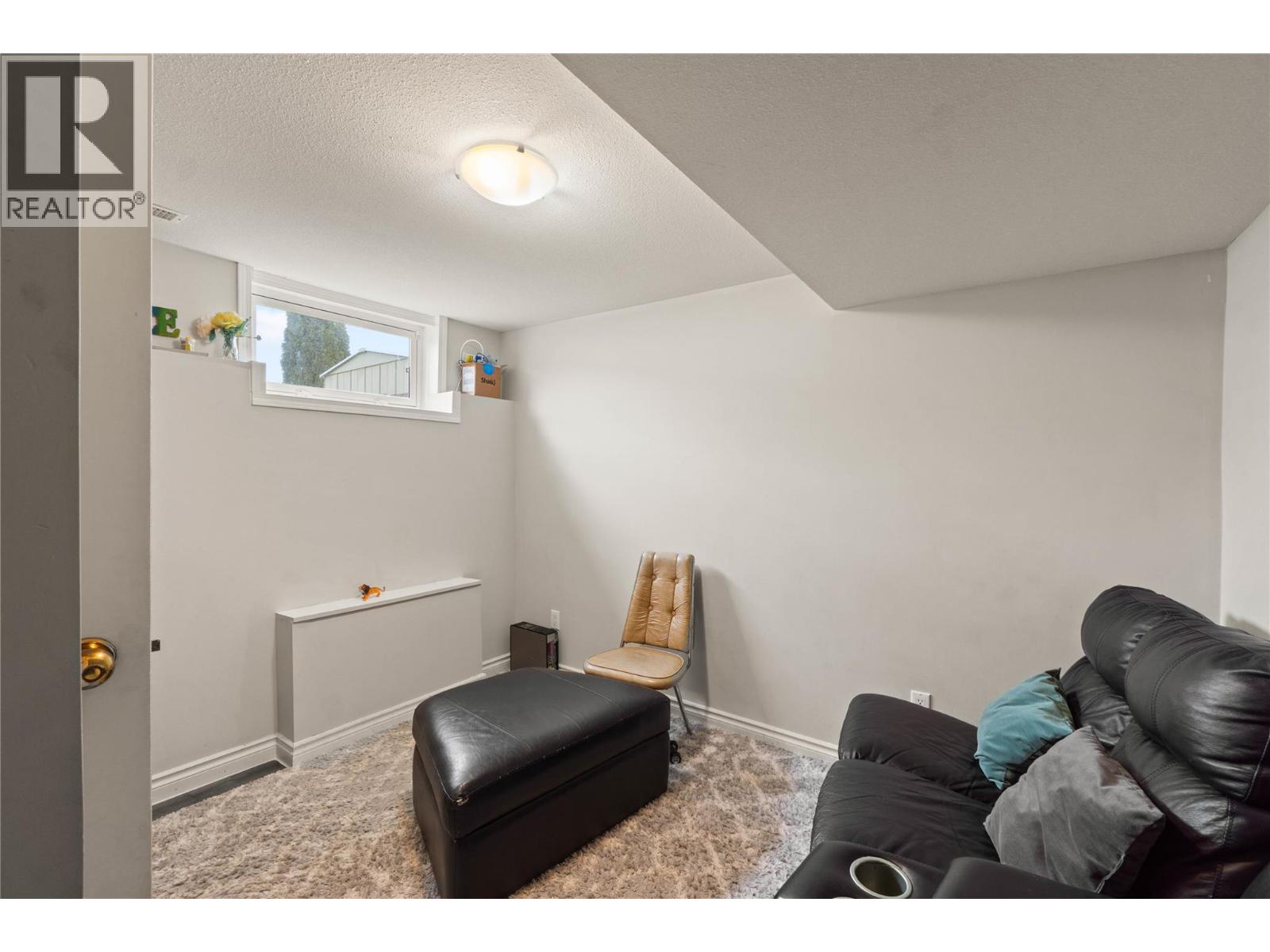 654 Patricia Avenue, Kamloops, British Columbia  V2B 1Y8 - Photo 25 - 10379912