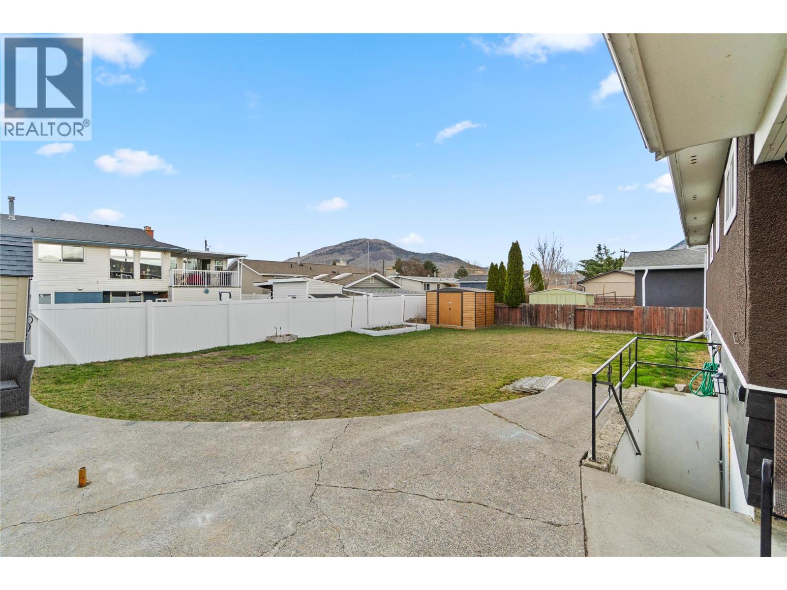 654 Patricia Avenue, Kamloops, British Columbia  V2B 1Y8 - Photo 3 - 10379912