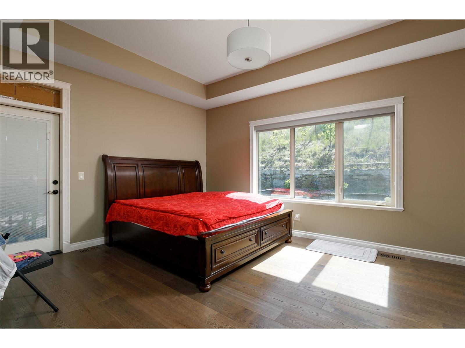 5639 Jasper Way, Kelowna, British Columbia  V1W 5L7 - Photo 16 - 10379470