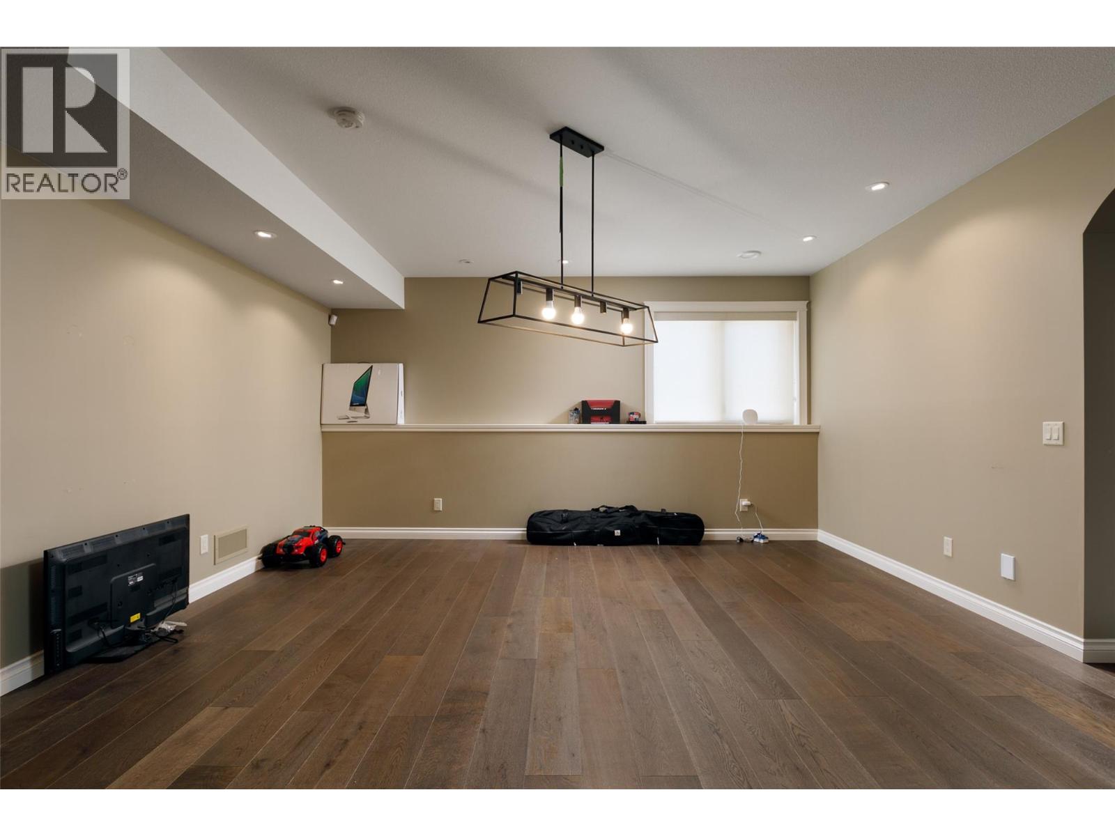 5639 Jasper Way, Kelowna, British Columbia  V1W 5L7 - Photo 23 - 10379470