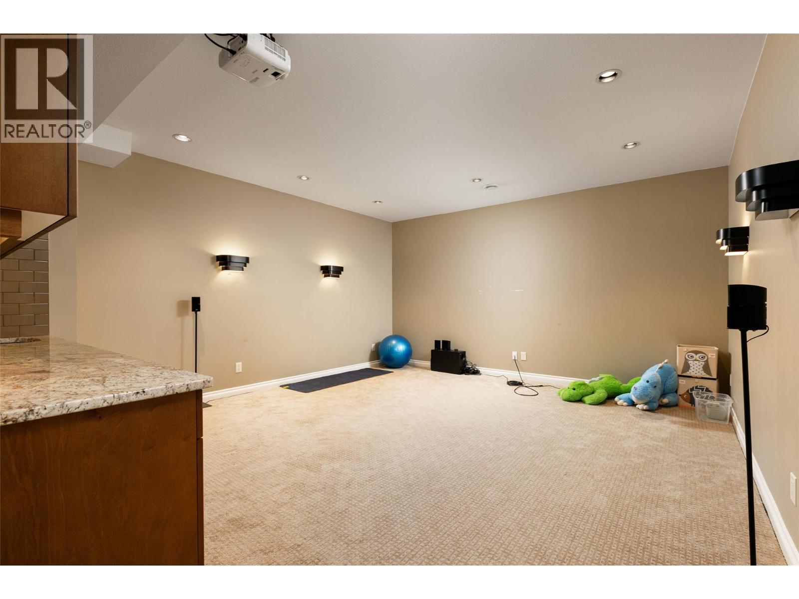 5639 Jasper Way, Kelowna, British Columbia  V1W 5L7 - Photo 25 - 10379470