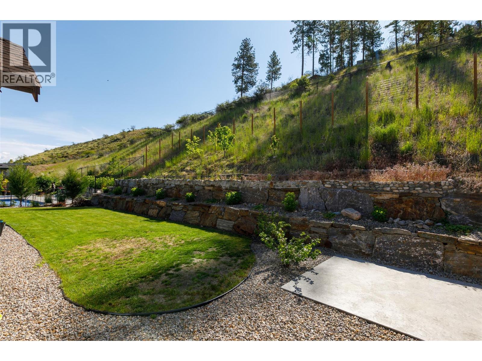 5639 Jasper Way, Kelowna, British Columbia  V1W 5L7 - Photo 5 - 10379470