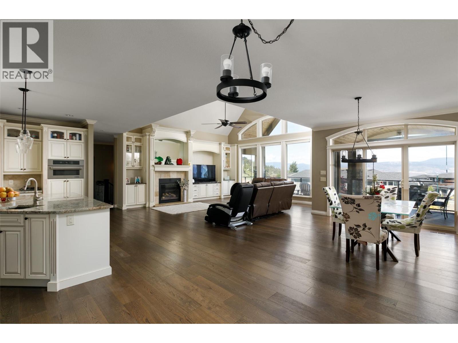 5639 Jasper Way, Kelowna, British Columbia  V1W 5L7 - Photo 9 - 10379470
