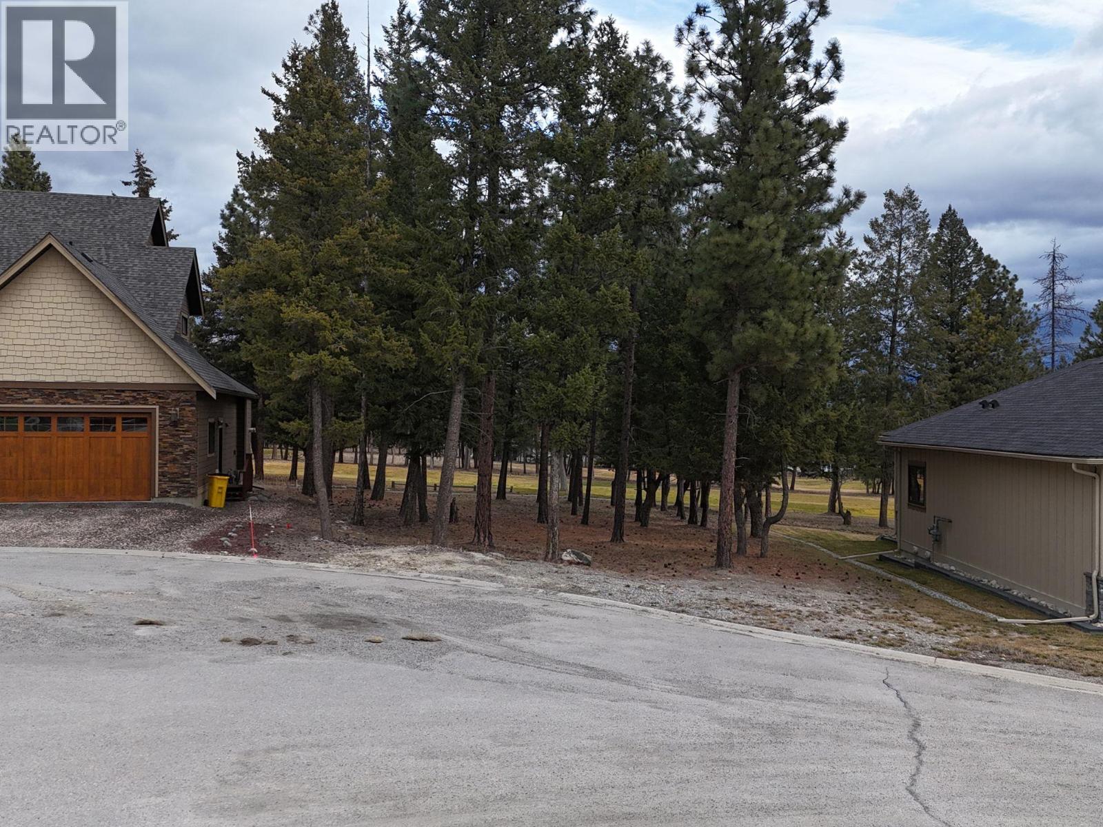 148 The Whins, Cranbrook, British Columbia  V1C 0B4 - Photo 2 - 10380089