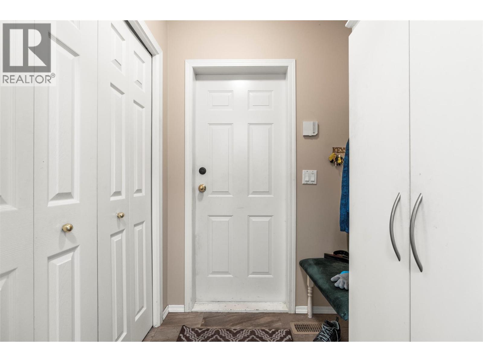 7064 Amber Drive, Vernon, British Columbia  V1H 1P4 - Photo 21 - 10379788