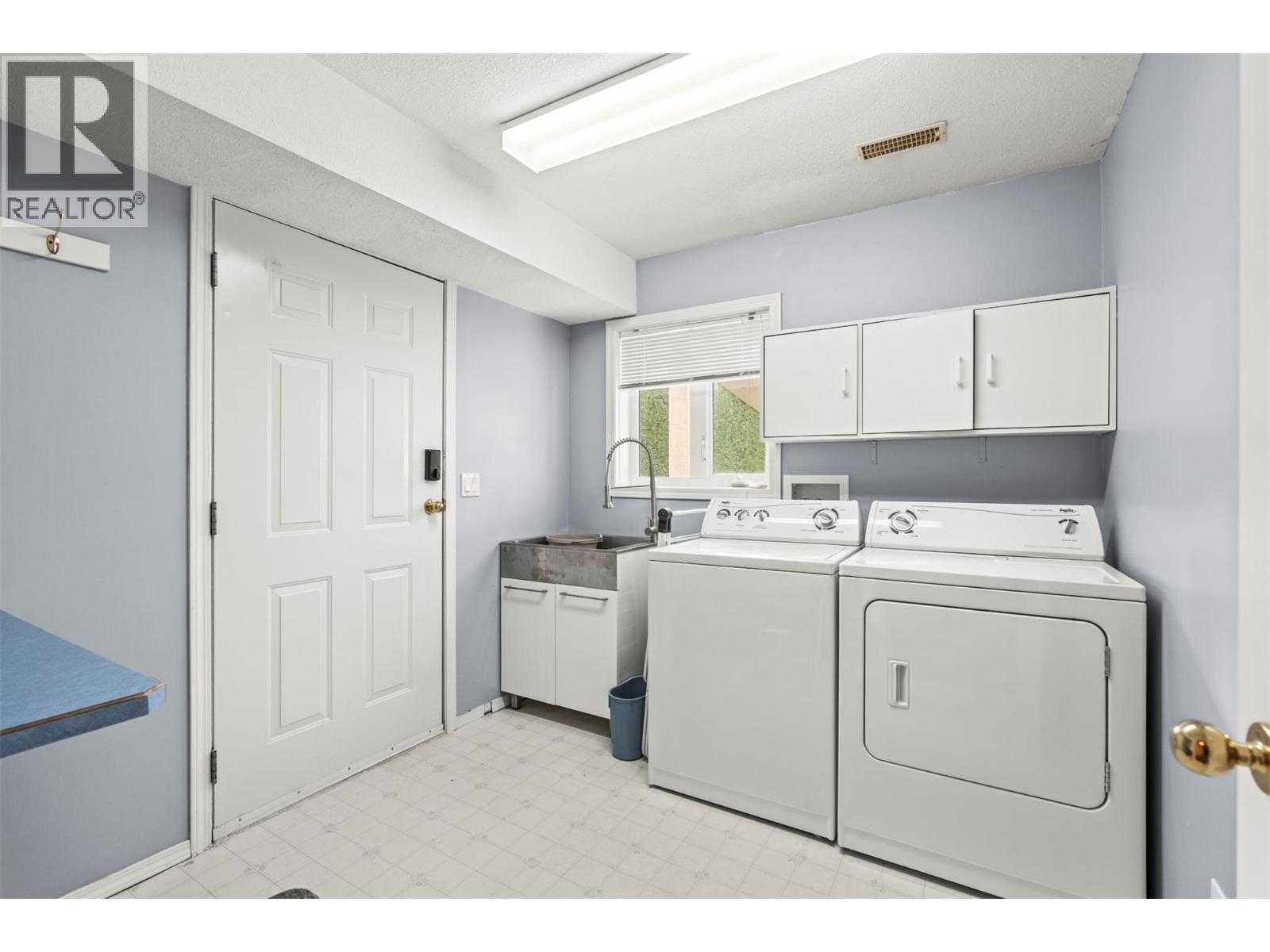 7064 Amber Drive, Vernon, British Columbia  V1H 1P4 - Photo 35 - 10379788