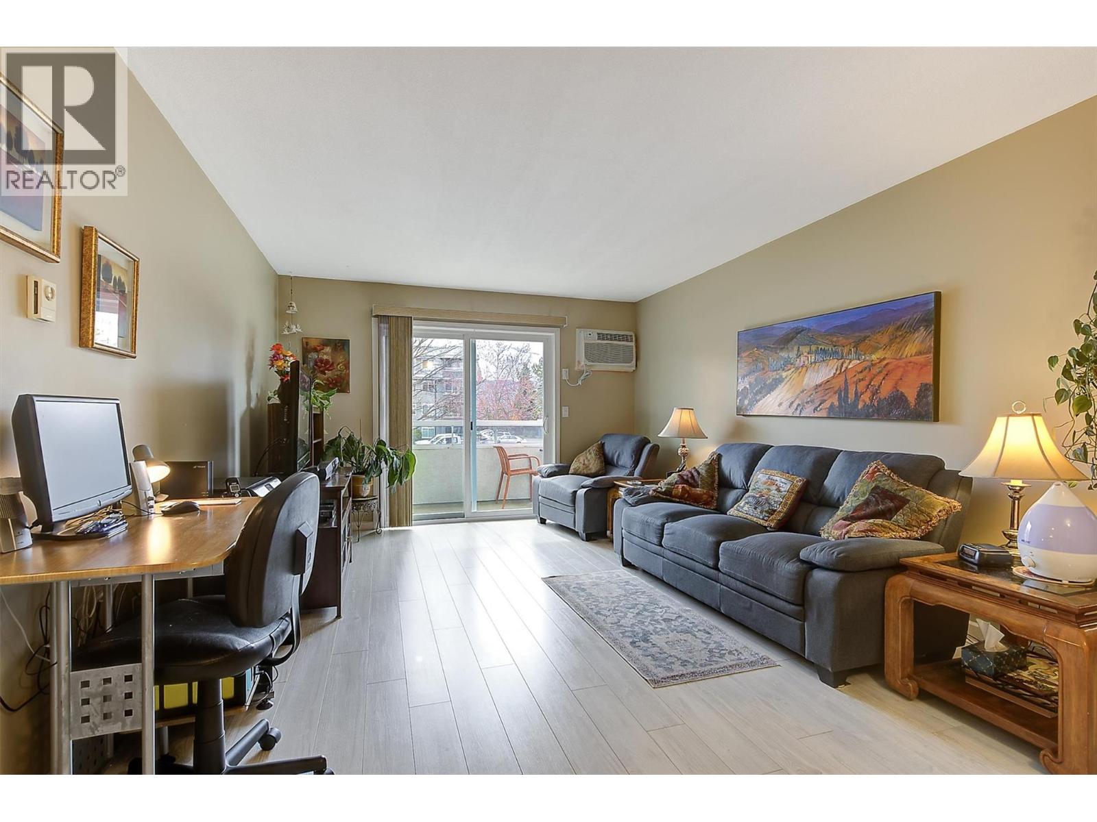 3155 De Montreuil Court Unit# 212, Kelowna, British Columbia  V1W 3W1 - Photo 3 - 10380394