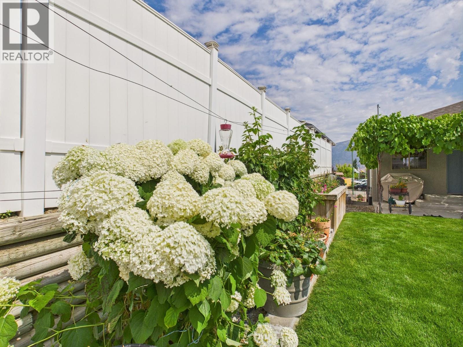 12102 Golf Course Drive, Osoyoos, British Columbia  V0H 1V4 - Photo 32 - 10380053