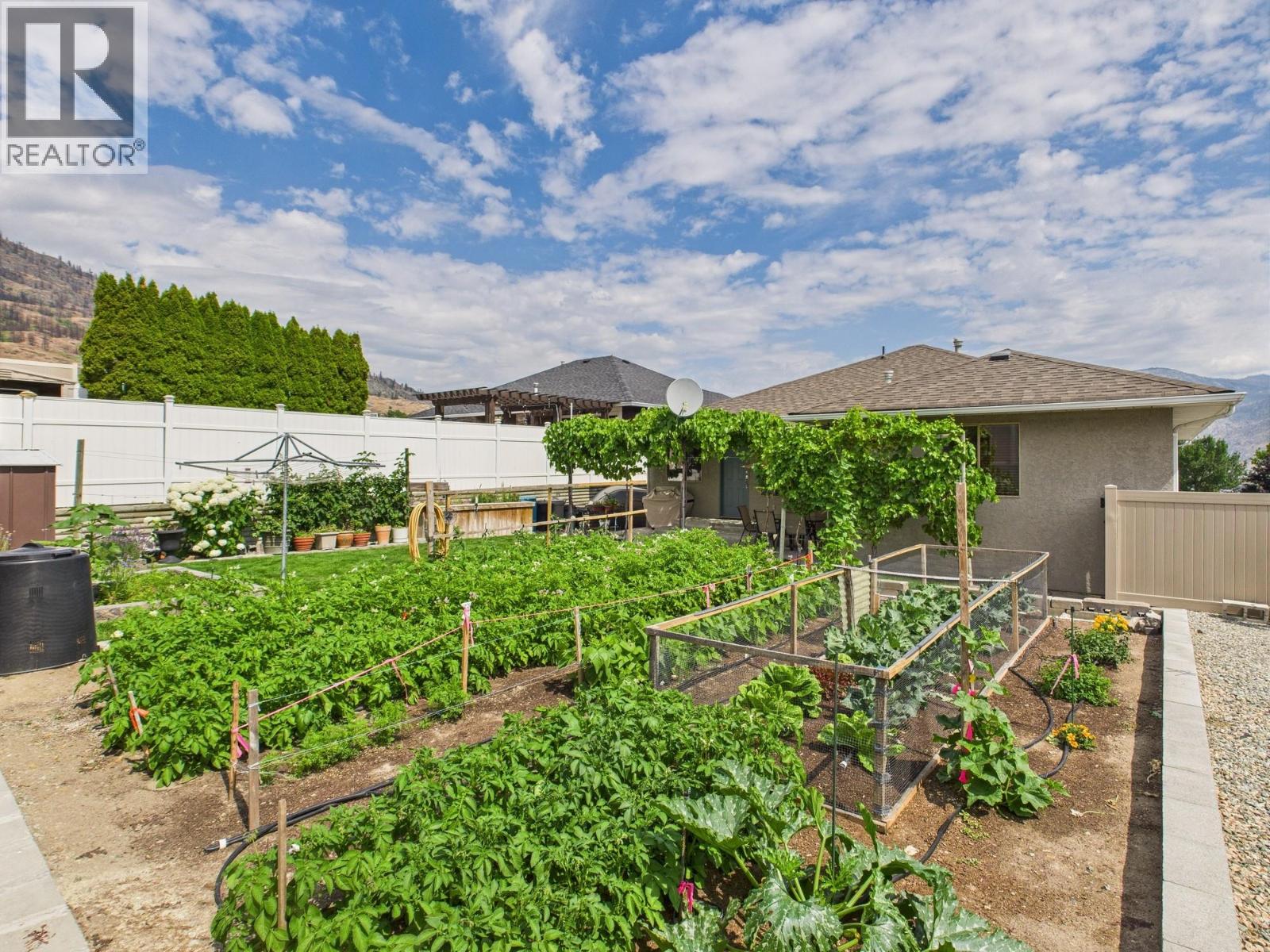 12102 Golf Course Drive, Osoyoos, British Columbia  V0H 1V4 - Photo 35 - 10380053