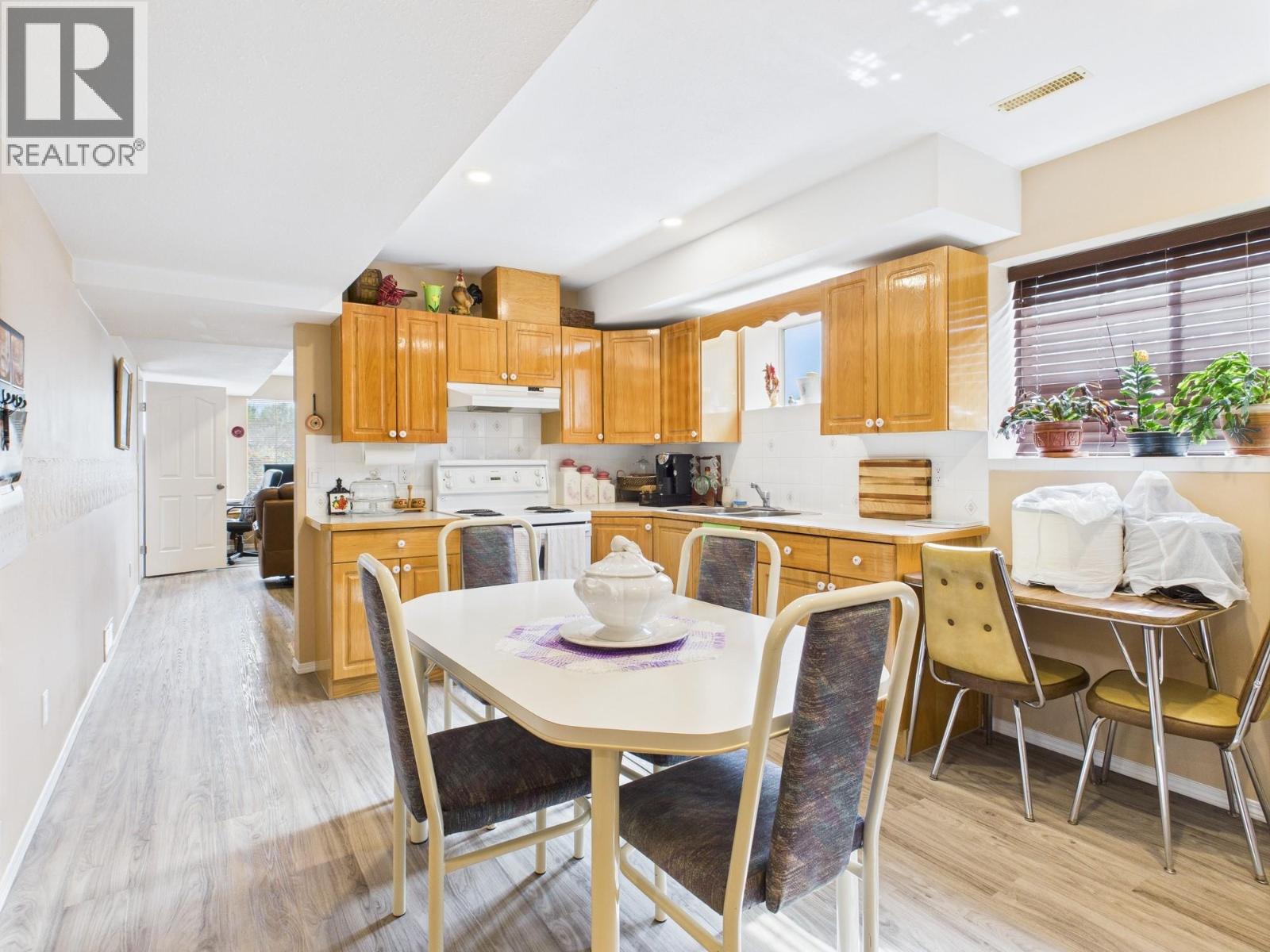 12102 Golf Course Drive, Osoyoos, British Columbia  V0H 1V4 - Photo 41 - 10380053