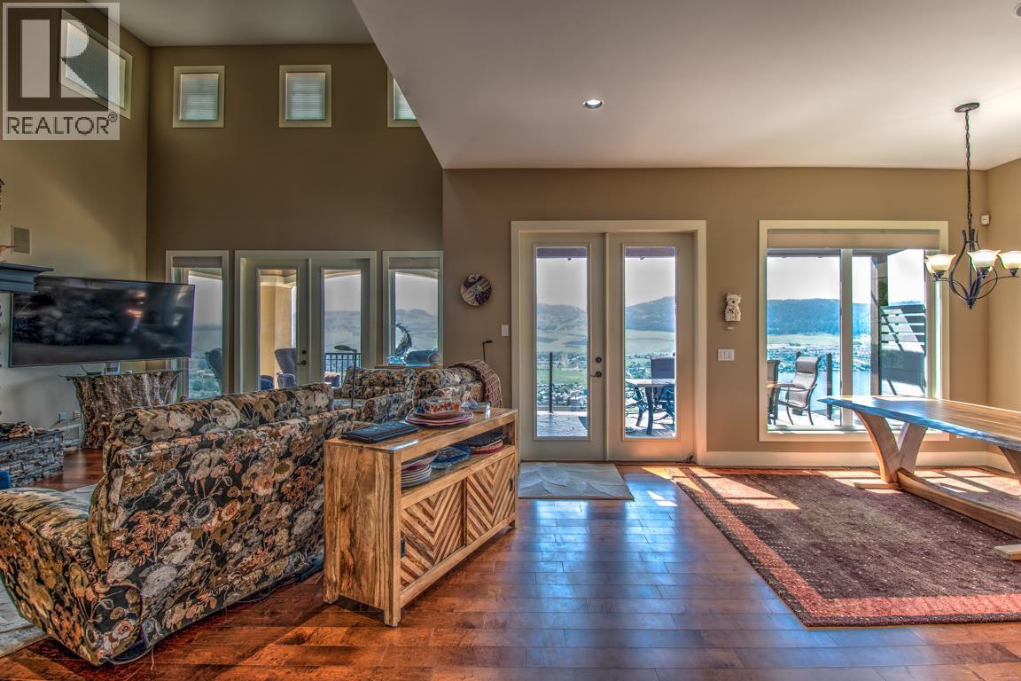 304 Cordon Place, Vernon, British Columbia  V1A 1Z9 - Photo 11 - 10380429