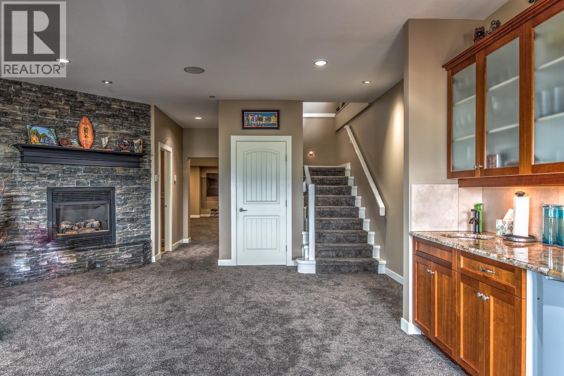 304 Cordon Place, Vernon, British Columbia  V1A 1Z9 - Photo 40 - 10380429