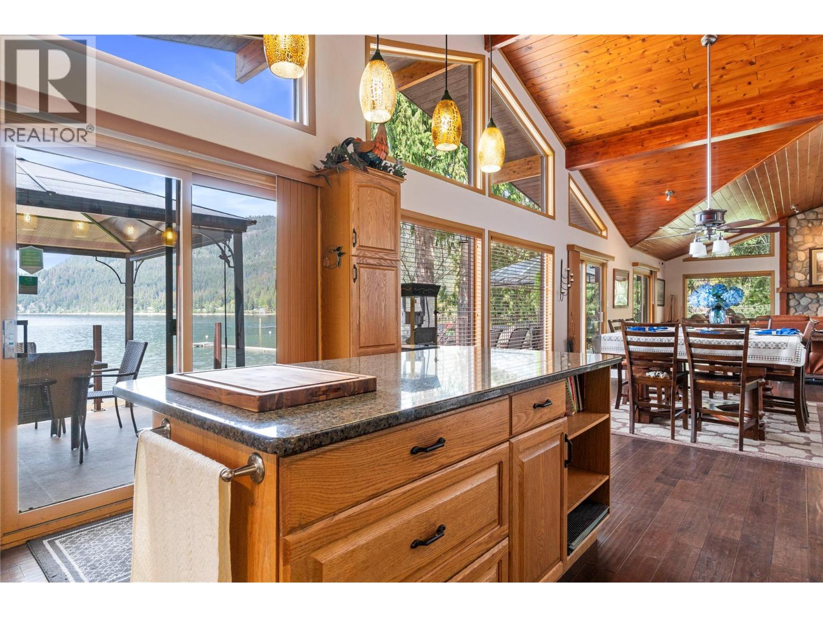 2647 Blind Bay Road, Blind Bay, British Columbia  V0E 1H1 - Photo 12 - 10380353