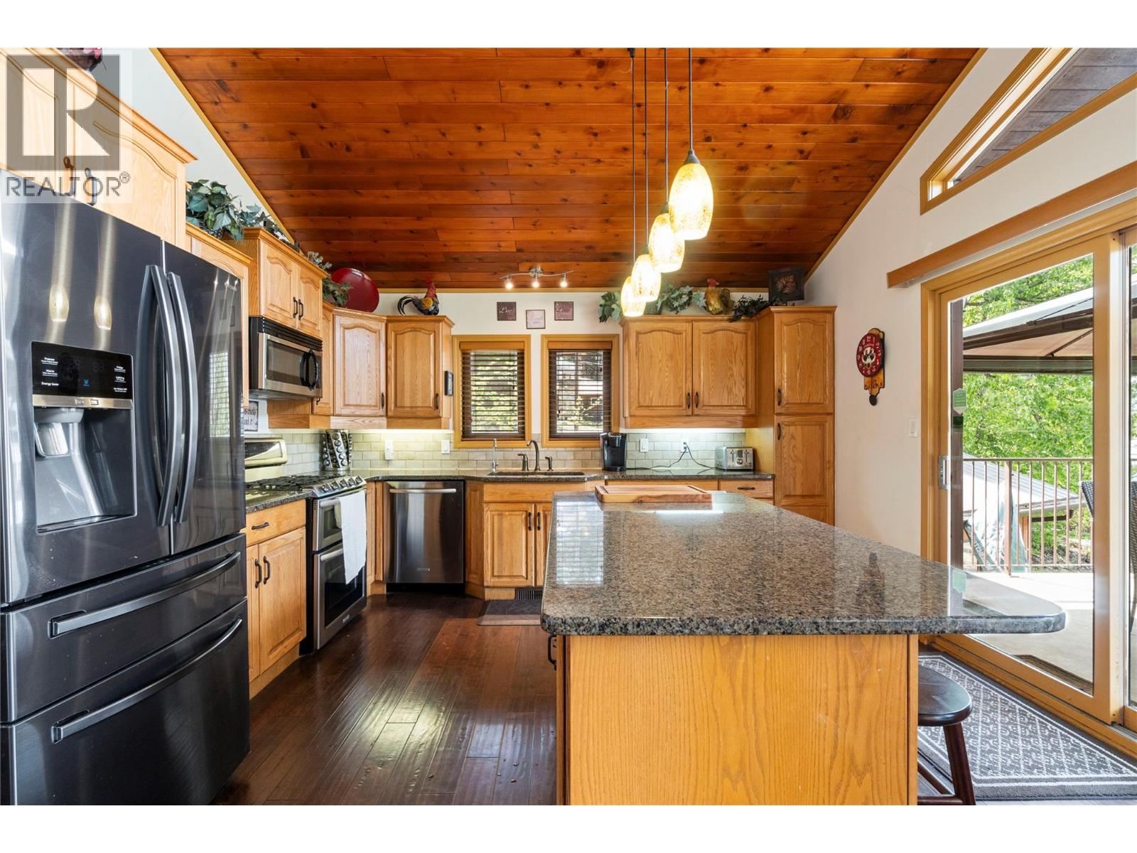 2647 Blind Bay Road, Blind Bay, British Columbia  V0E 1H1 - Photo 14 - 10380353