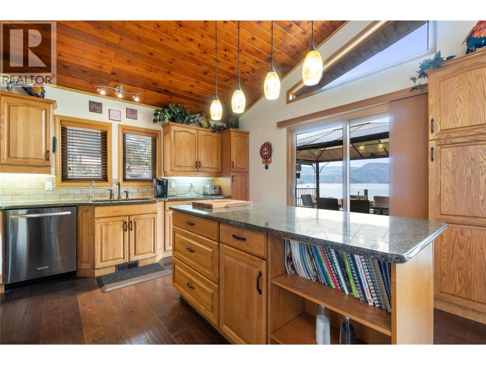 2647 Blind Bay Road, Blind Bay, British Columbia  V0E 1H1 - Photo 16 - 10380353