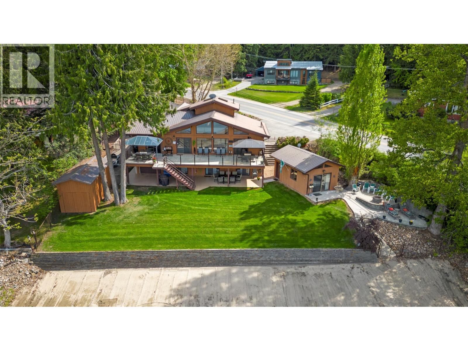 2647 Blind Bay Road, Blind Bay, British Columbia  V0E 1H1 - Photo 7 - 10380353