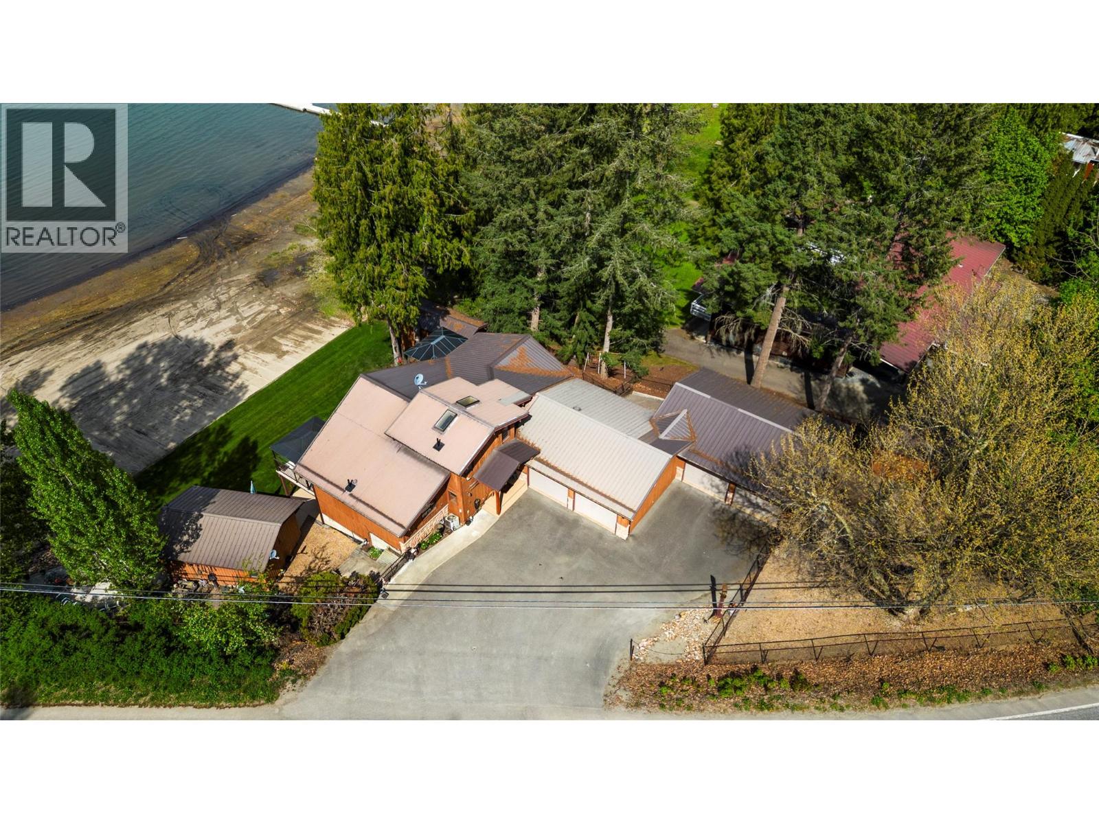 2647 Blind Bay Road, Blind Bay, British Columbia  V0E 1H1 - Photo 8 - 10380353