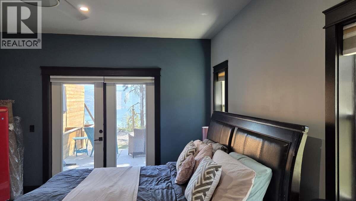 10795 Westshore Road, Vernon, British Columbia  V1H 2C3 - Photo 14 - 10380470