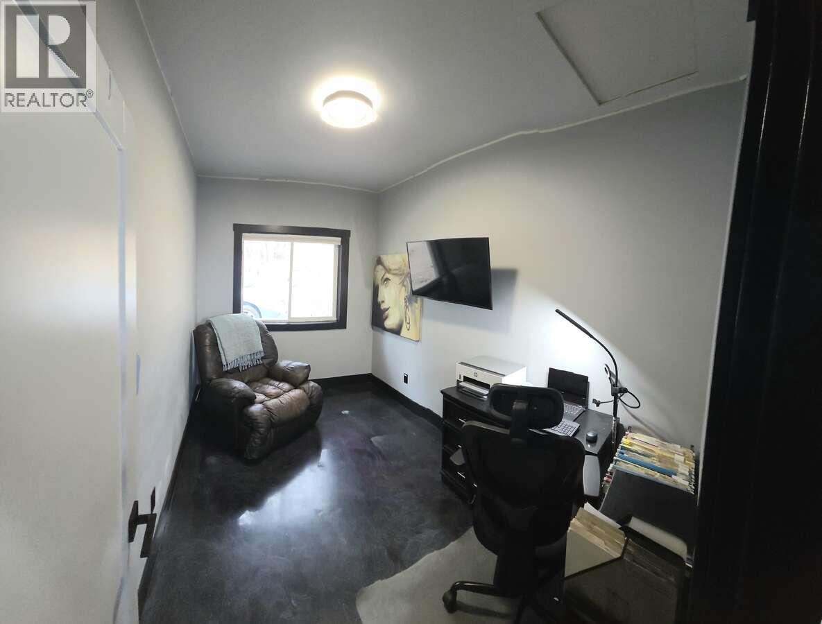 10795 Westshore Road, Vernon, British Columbia  V1H 2C3 - Photo 23 - 10380470
