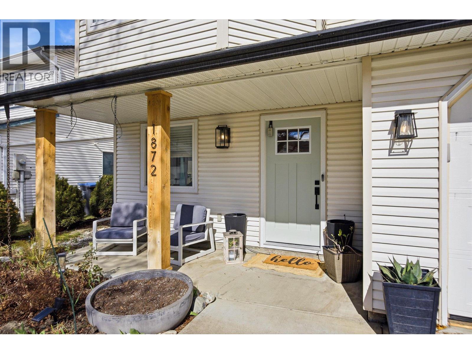 1872 Millard Court, Kelowna, British Columbia  V1V 1R2 - Photo 2 - 10380261