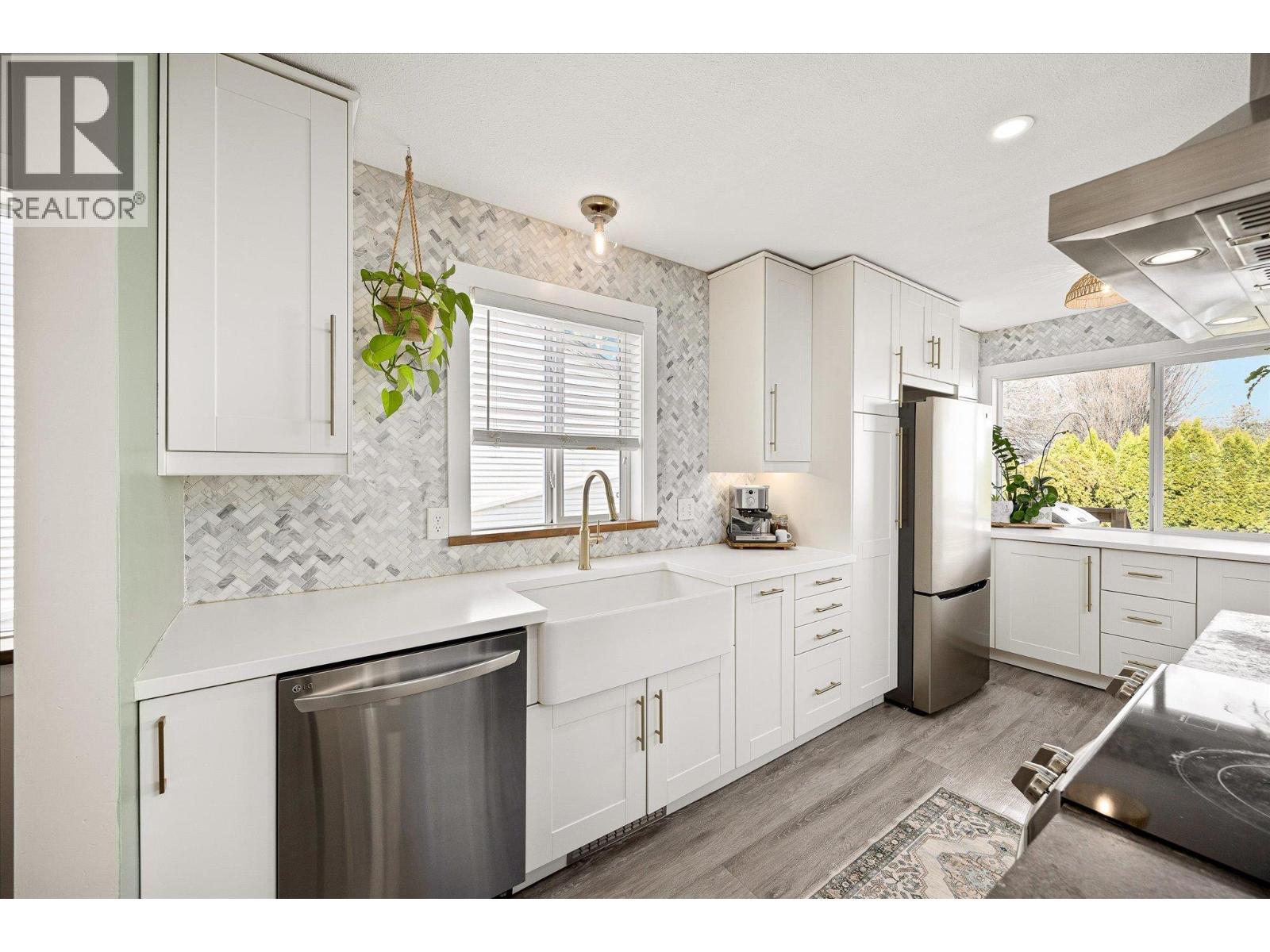 1872 Millard Court, Kelowna, British Columbia  V1V 1R2 - Photo 6 - 10380261