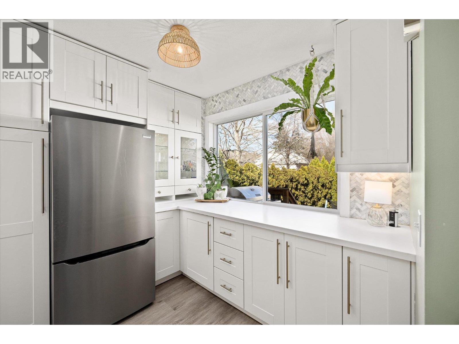 1872 Millard Court, Kelowna, British Columbia  V1V 1R2 - Photo 7 - 10380261