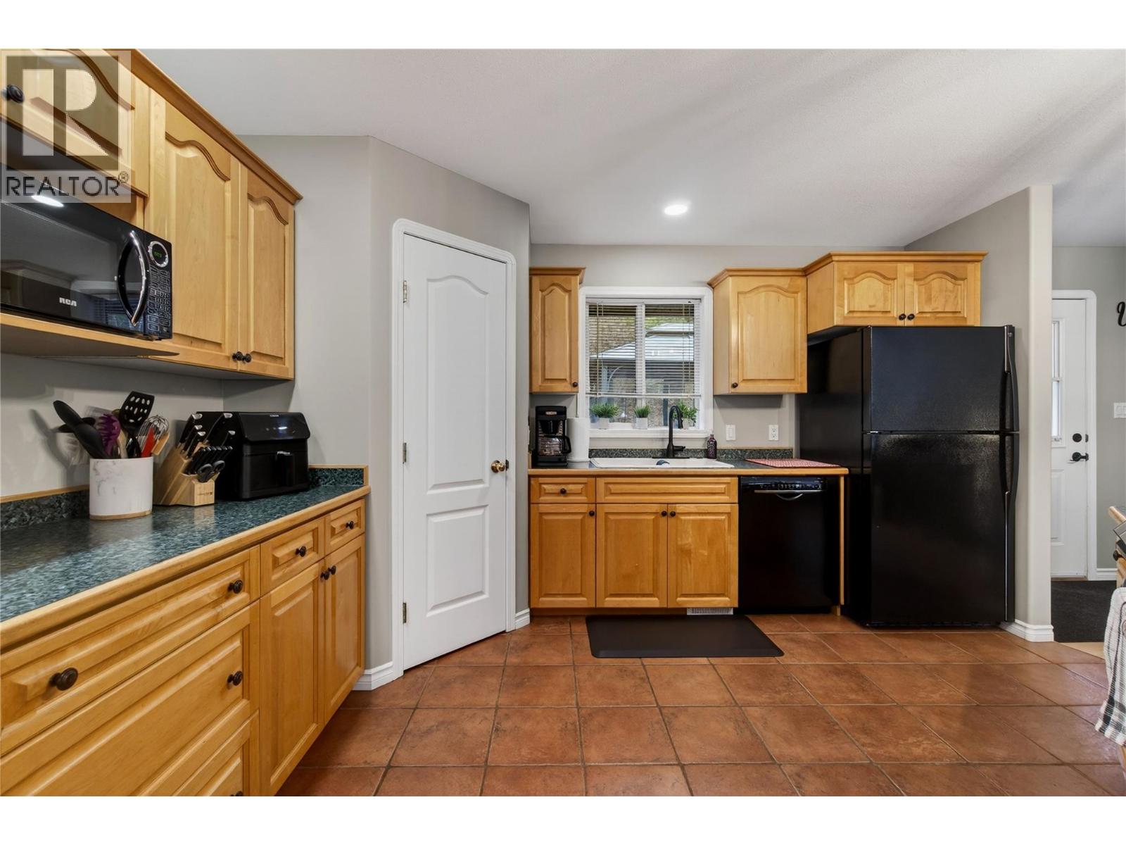 2823 Rose Dale Place, Blind Bay, British Columbia  V0E 1H1 - Photo 15 - 10379594