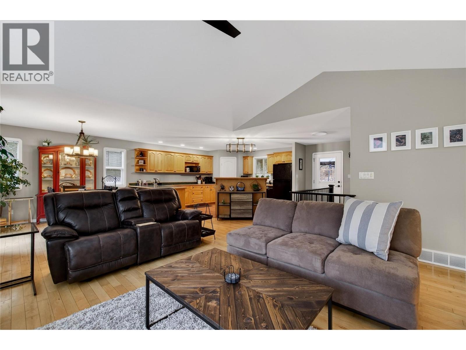 2823 Rose Dale Place, Blind Bay, British Columbia  V0E 1H1 - Photo 24 - 10379594
