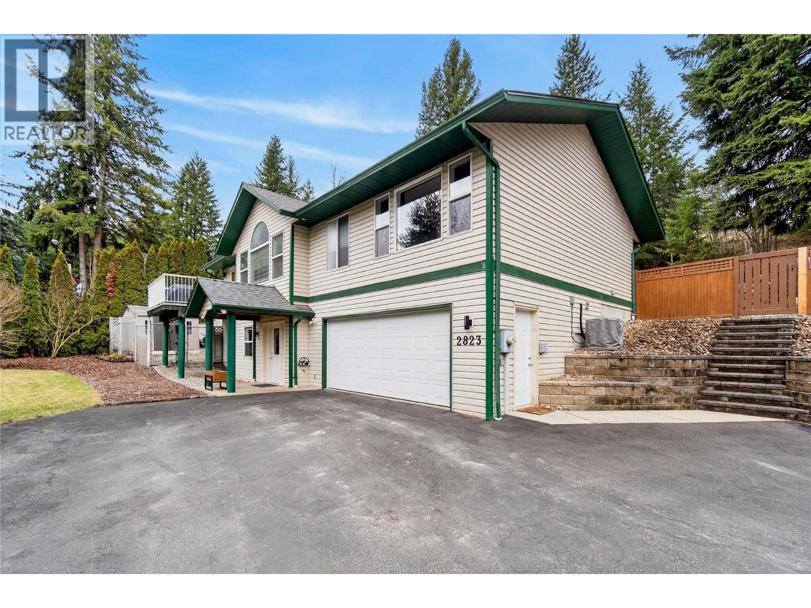 2823 Rose Dale Place, Blind Bay, British Columbia  V0E 1H1 - Photo 4 - 10379594