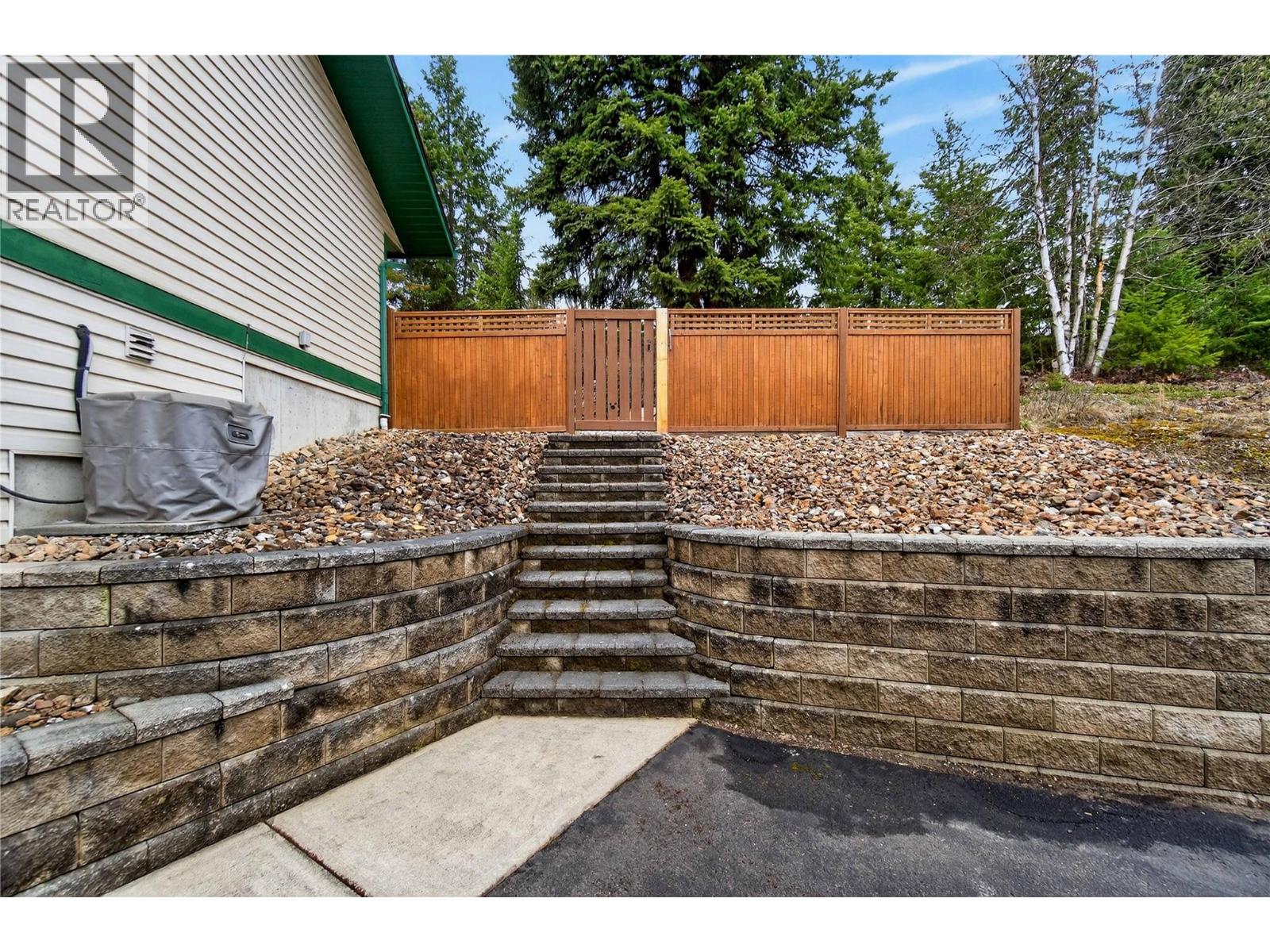 2823 Rose Dale Place, Blind Bay, British Columbia  V0E 1H1 - Photo 48 - 10379594