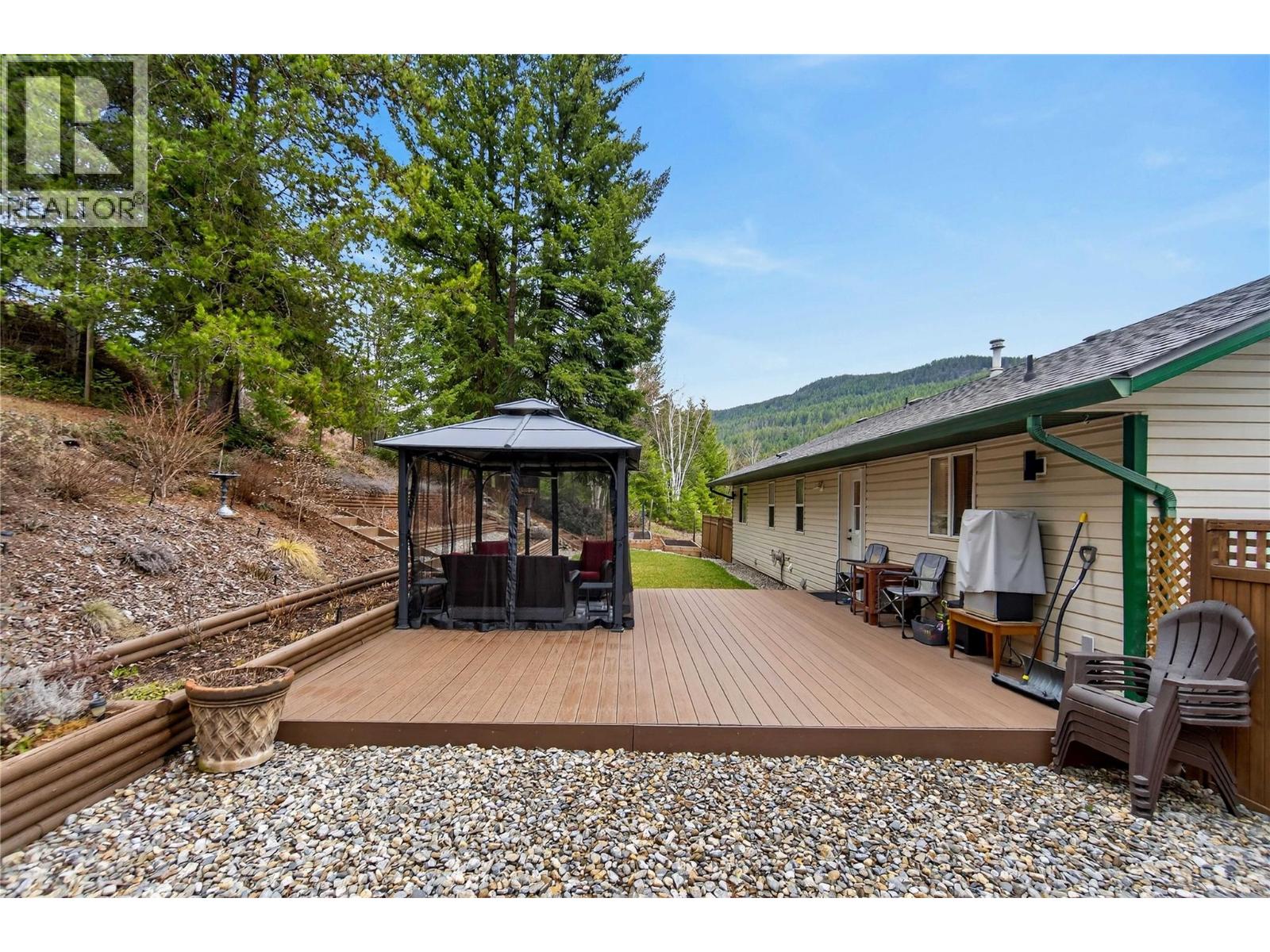 2823 Rose Dale Place, Blind Bay, British Columbia  V0E 1H1 - Photo 5 - 10379594